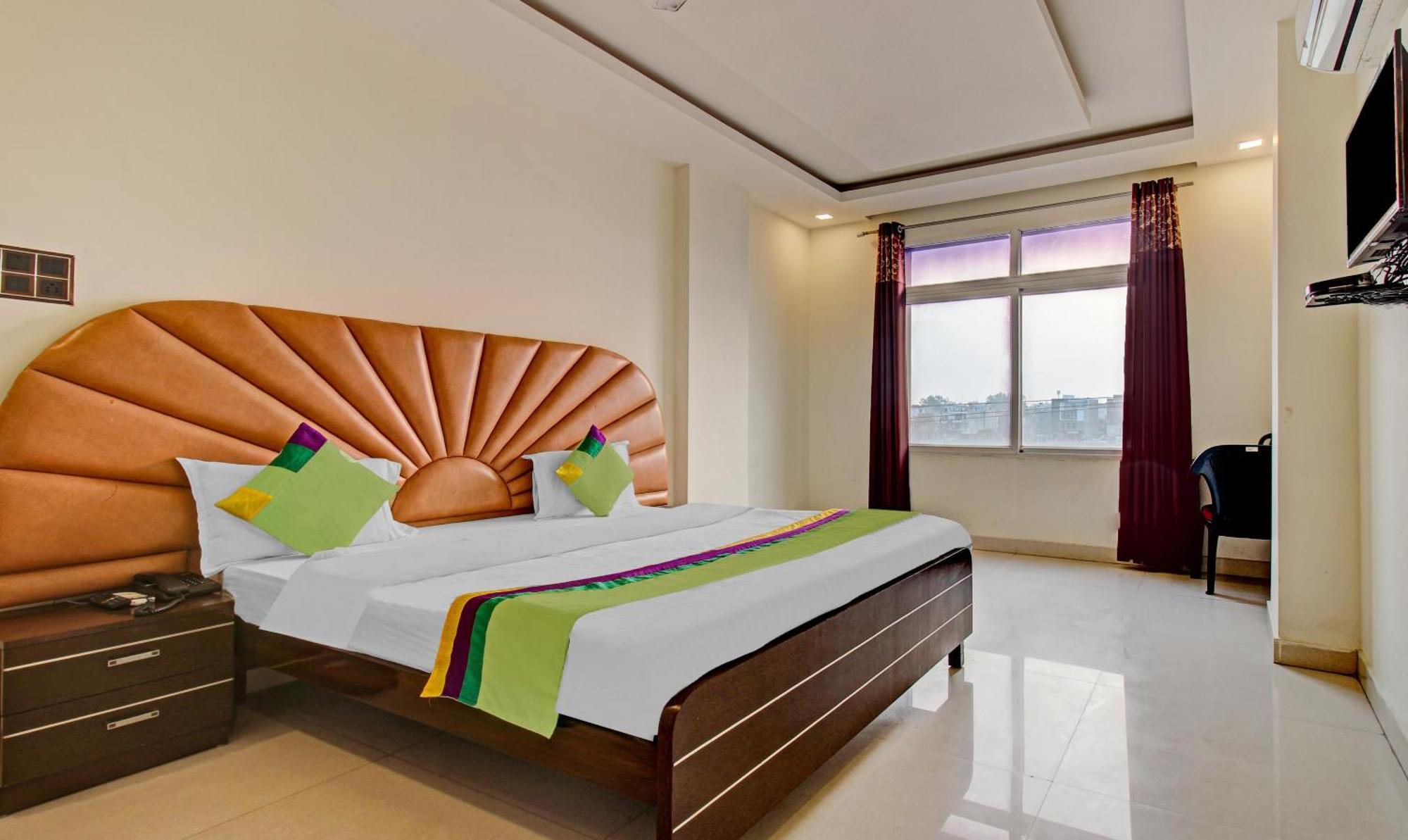 Treebo Trend Silver Grand Gomti Nagar Lucknow Exterior foto