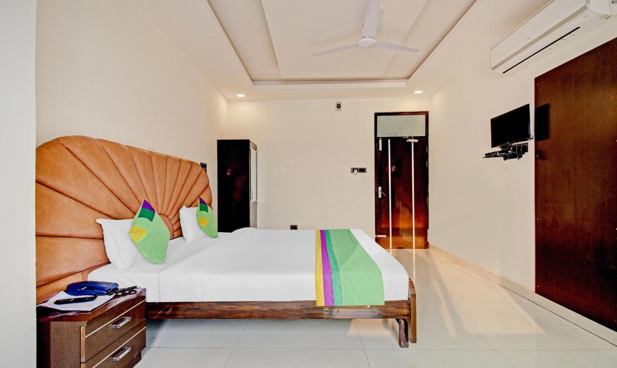 Treebo Trend Silver Grand Gomti Nagar Lucknow Exterior foto