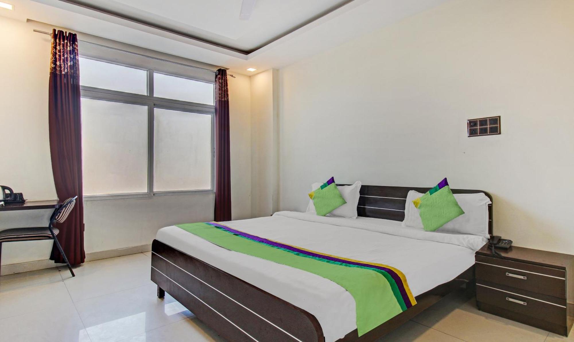 Treebo Trend Silver Grand Gomti Nagar Lucknow Exterior foto