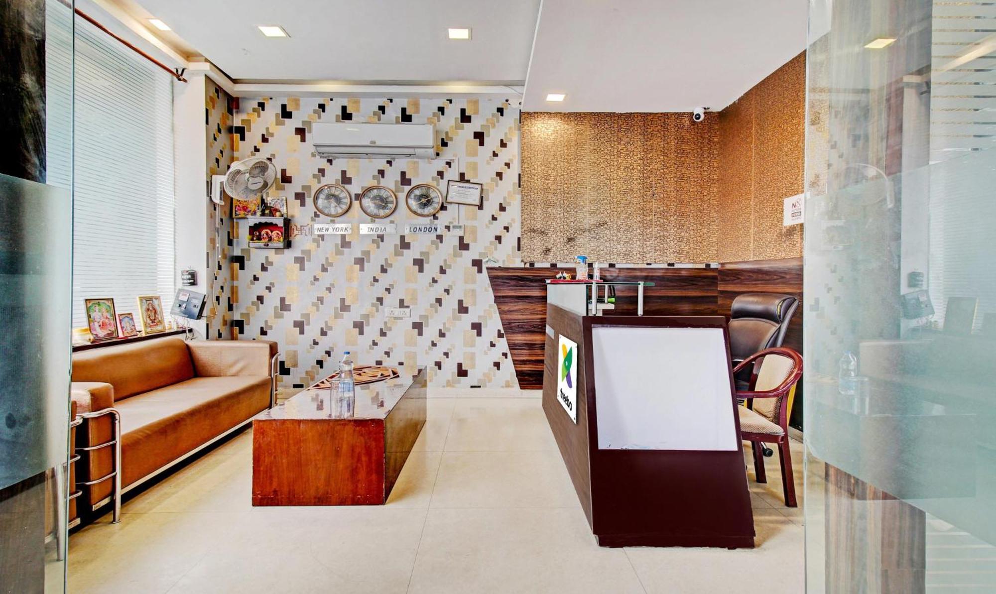 Treebo Trend Silver Grand Gomti Nagar Lucknow Exterior foto